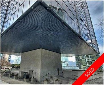 Coal Harbour Apartment for sale: The Qube 1 bedroom 668 sq.ft.